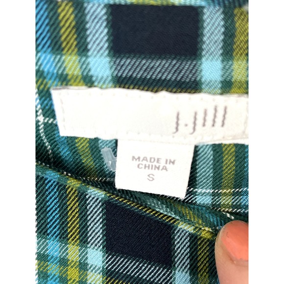 NWOT J. Jill Boat neck pullover top with 3/4 sleeves in green plaid, size S - Picture 2 of 8
